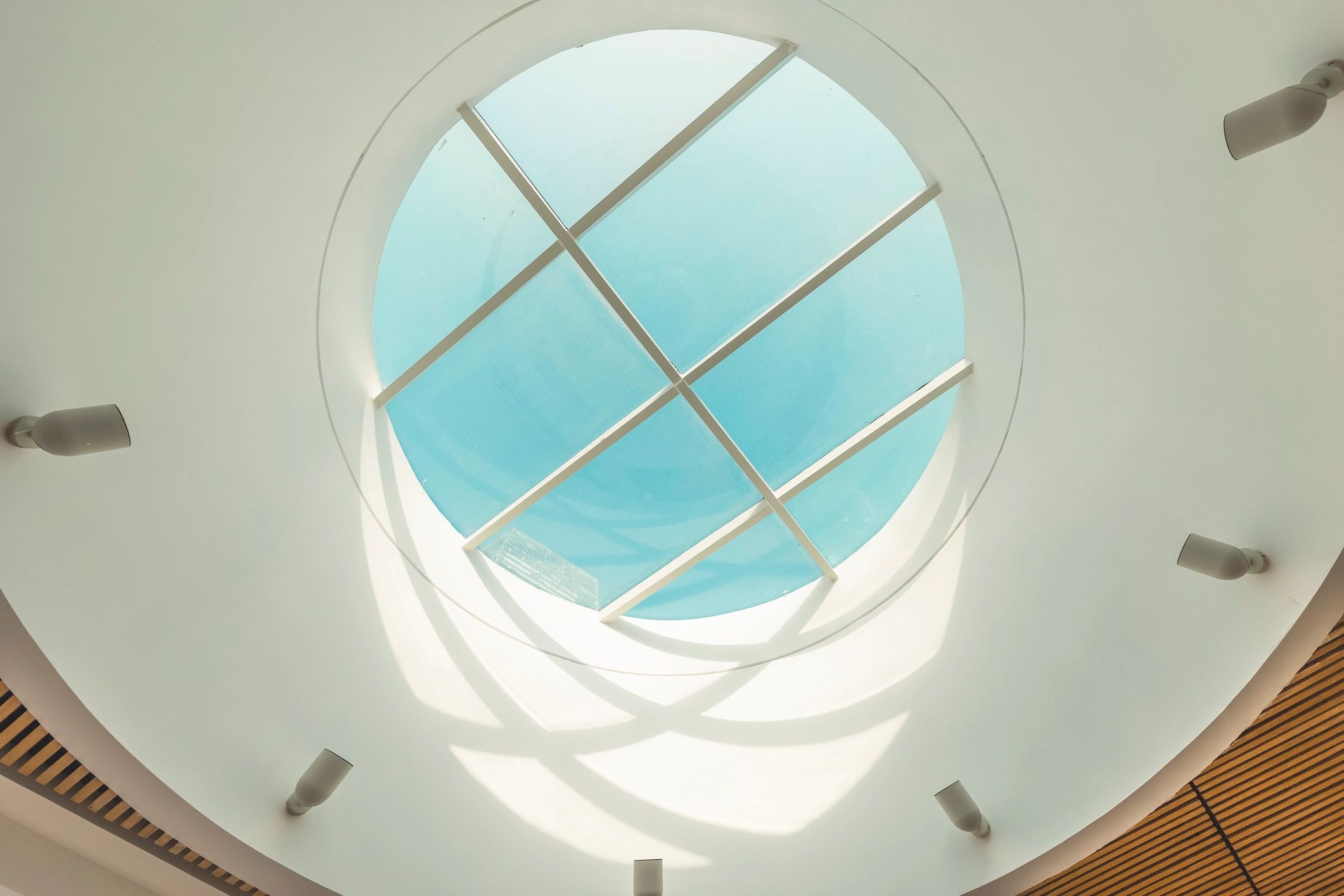 Decorative glass ceiling detail